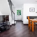 Friesenhaus Greetsieler Grachten Дом отдыха