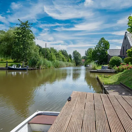 Дом отдыха Friesenhaus Greetsieler Grachten Гретзиль