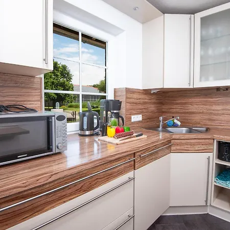 Friesenhaus Greetsieler Grachten * Гретзиль