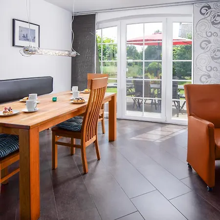 Дом отдыха Friesenhaus Greetsieler Grachten